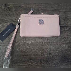 Tommy Hilfiger Double Zip Nude Pink Wristlet NWT